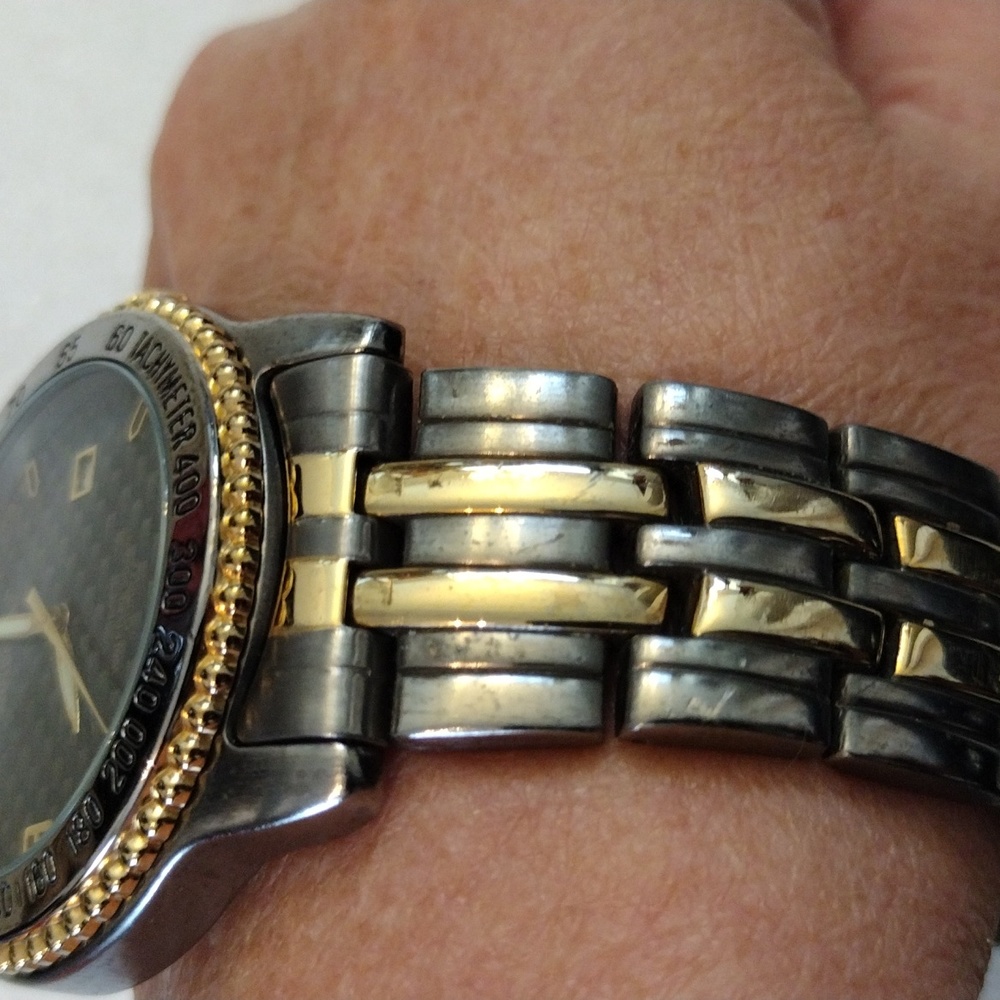 Wolverine watch. - Picture 2 of 9